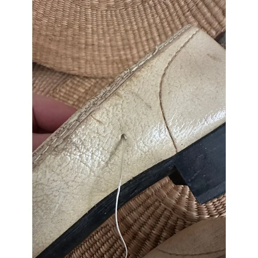 Vintage Majestic women’s size 6 flats